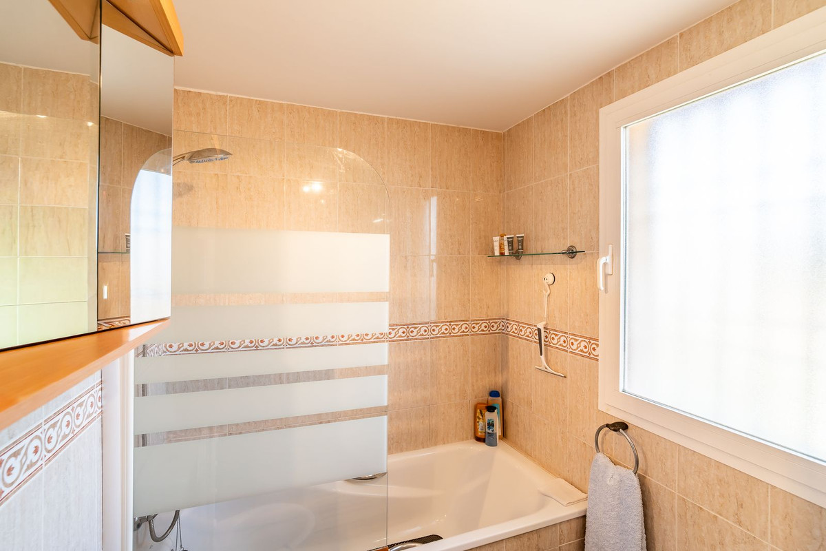 Huis te koop in Riviera del Sol | 4 slaapkamers H5337877