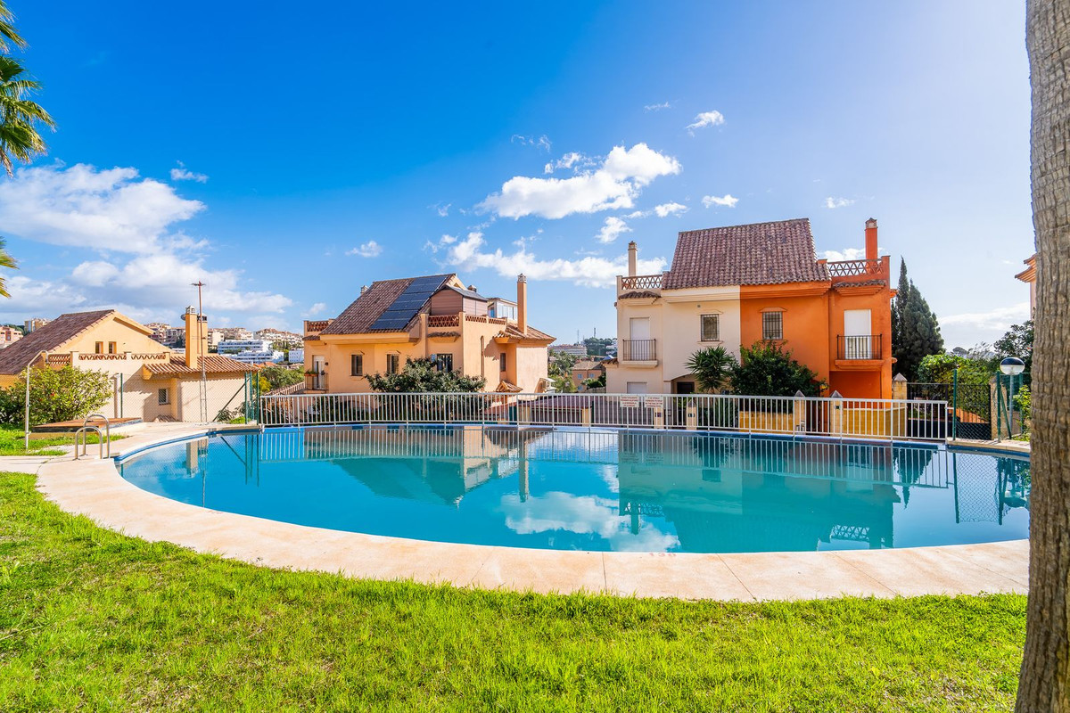 Huis te koop in Riviera del Sol | 4 slaapkamers H5337877