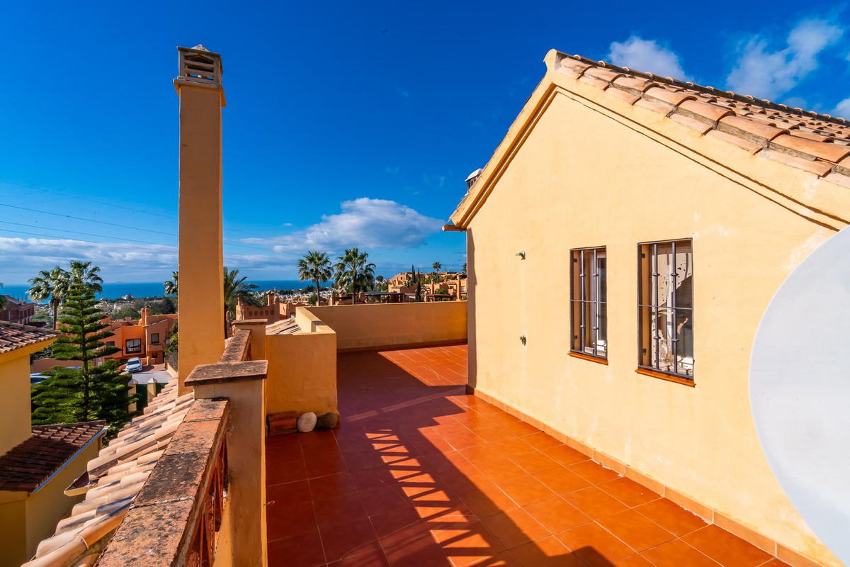 Huis te koop in Riviera del Sol | 4 slaapkamers H5337877