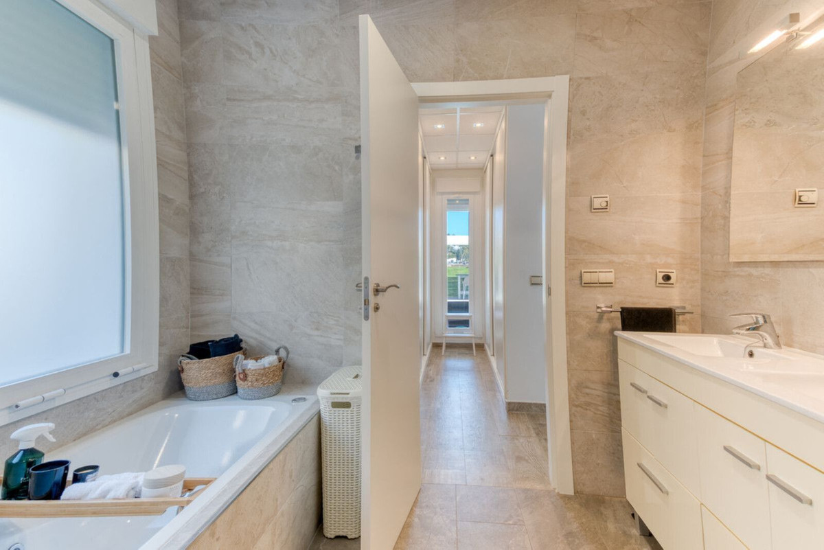 Huis te koop in Riviera del Sol | 3 slaapkamers H5350693