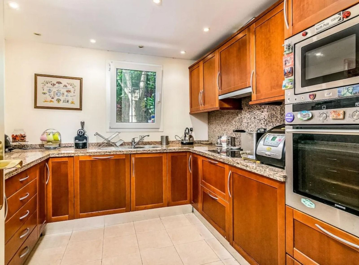 Huis te koop in Riviera del Sol | 4 slaapkamers H5350978