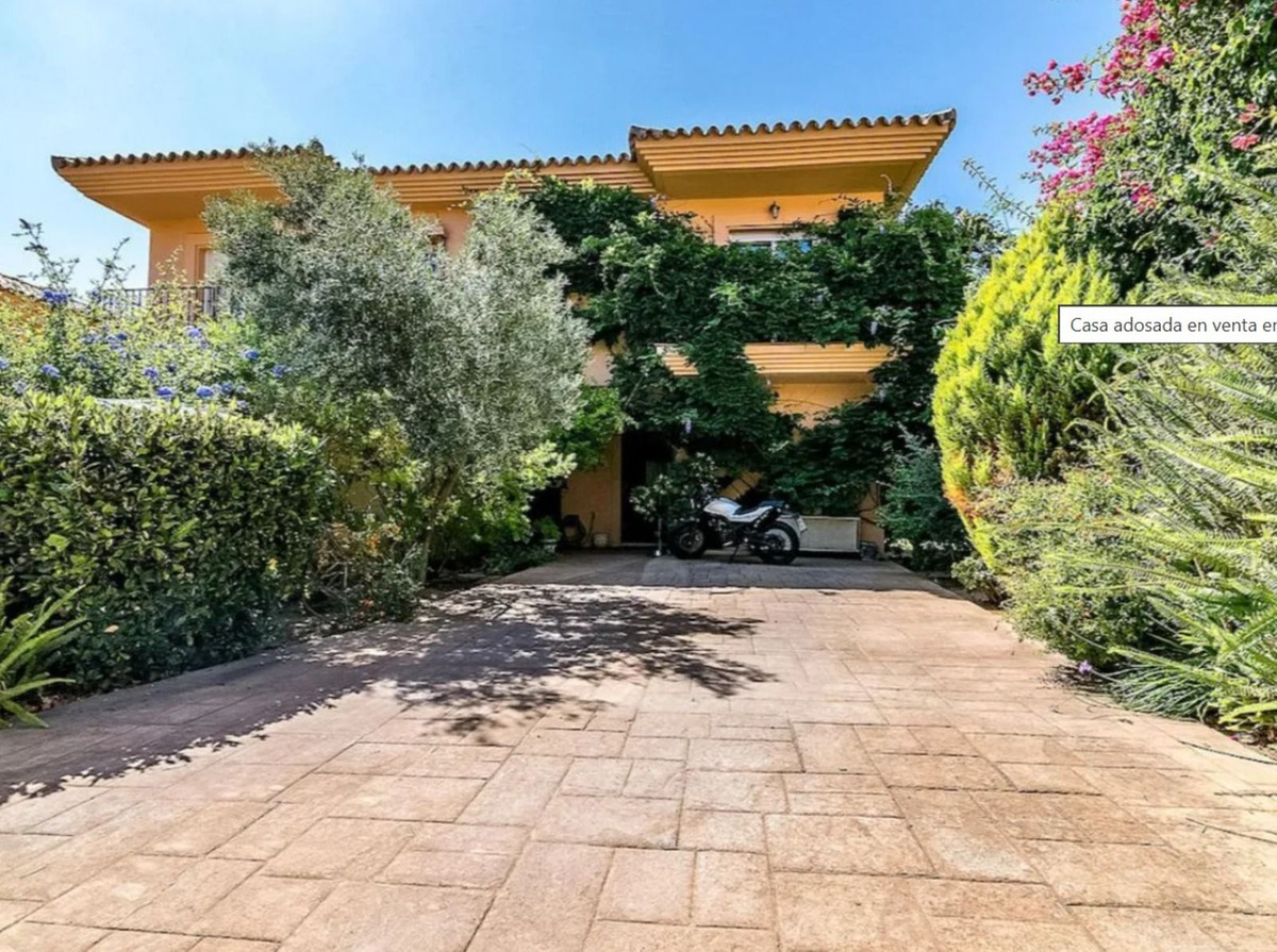 Huis te koop in Riviera del Sol | 4 slaapkamers H5350978