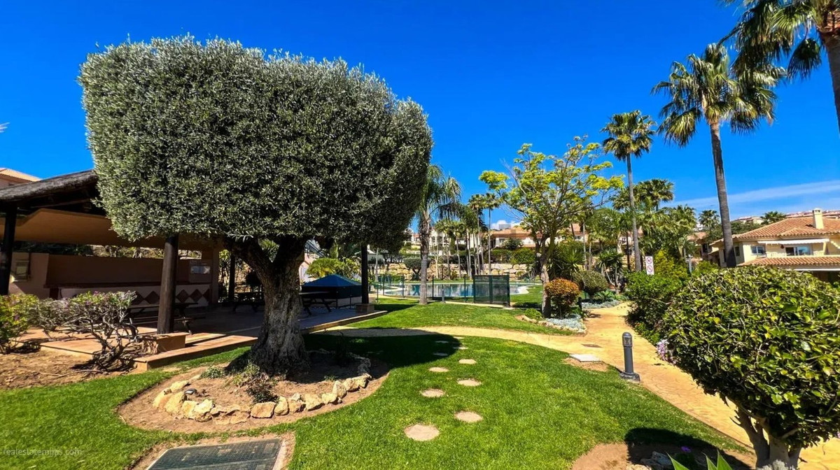 Huis te koop in Riviera del Sol | 4 slaapkamers H5350978