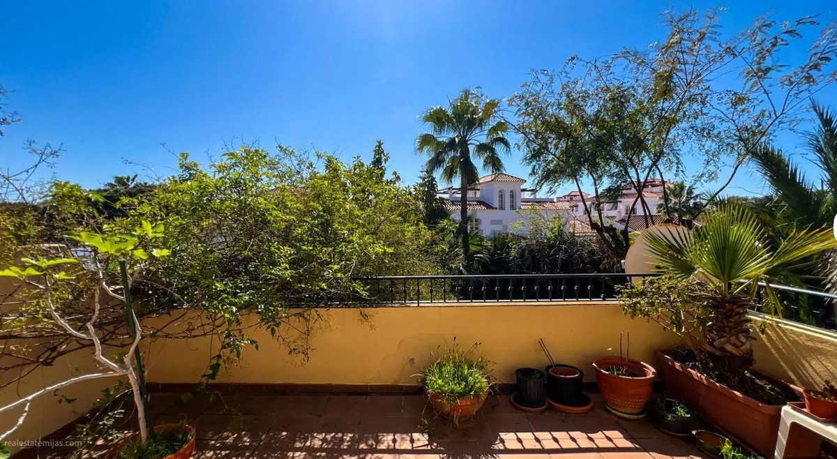 Huis te koop in Riviera del Sol | 4 slaapkamers H5350978