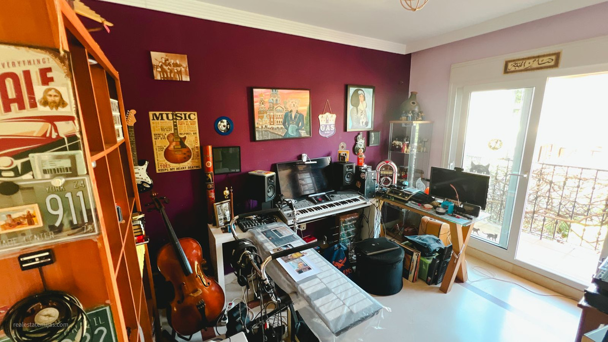 Huis te koop in Riviera del Sol | 4 slaapkamers H5351314