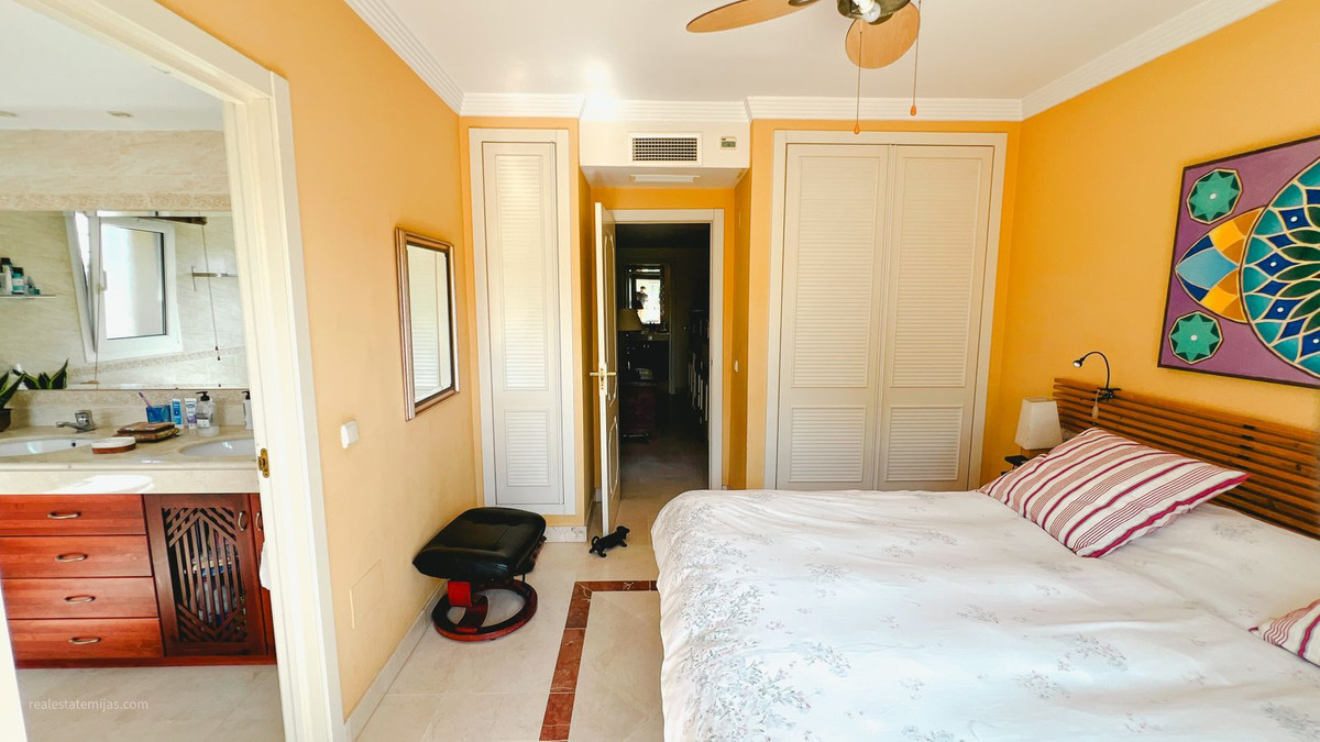 Huis te koop in Riviera del Sol | 4 slaapkamers H5351314