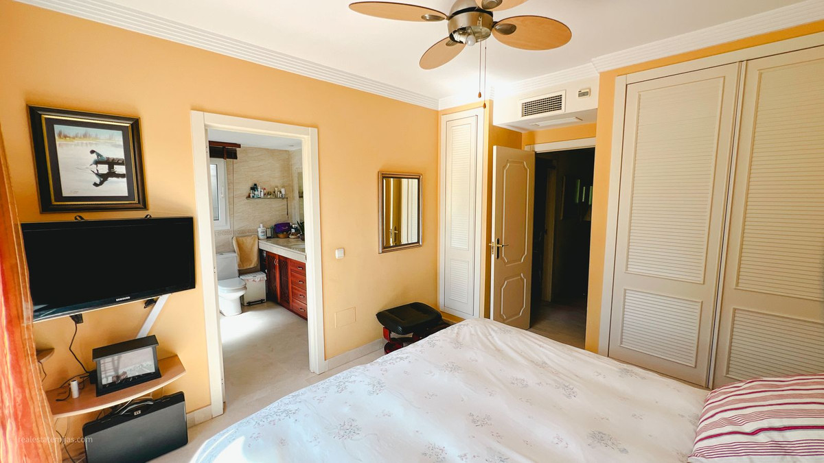 Huis te koop in Riviera del Sol | 4 slaapkamers H5351314