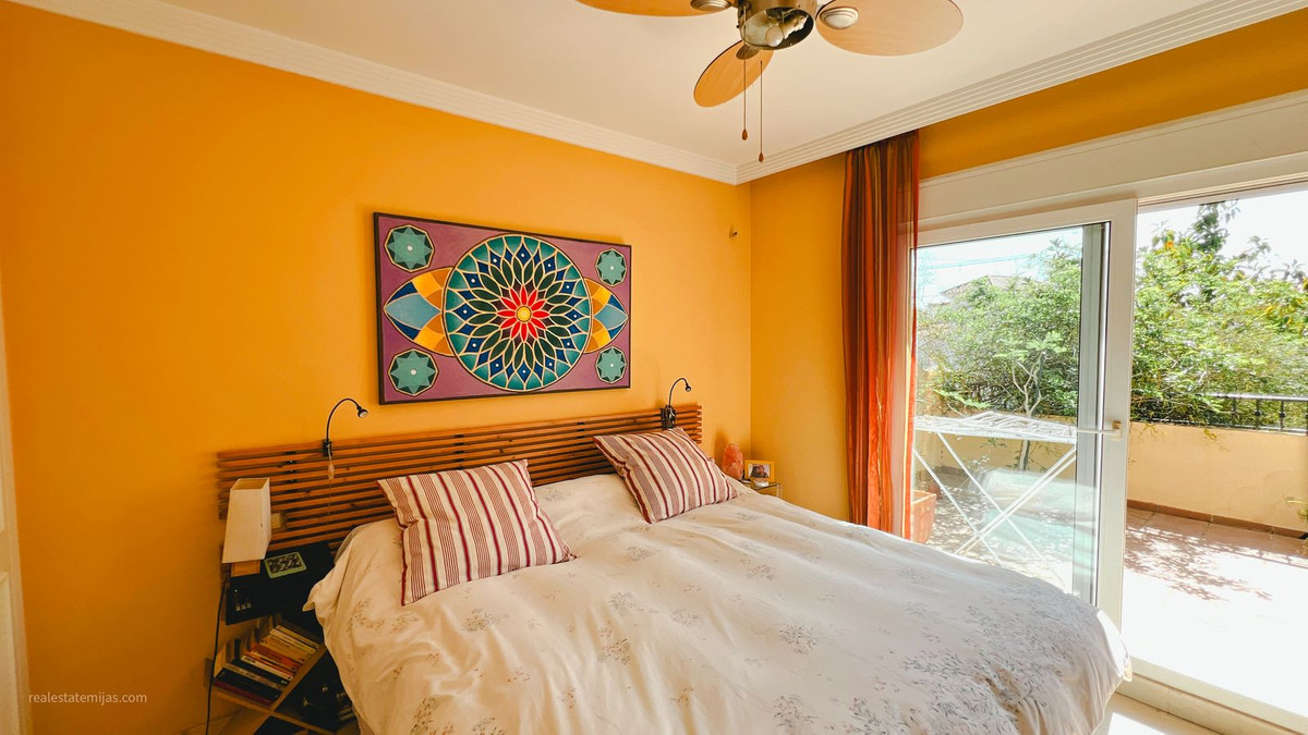 Huis te koop in Riviera del Sol | 4 slaapkamers H5351314