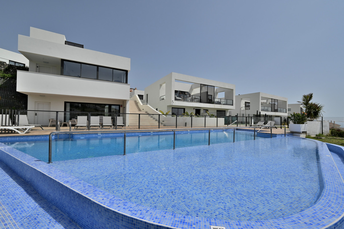 Huis te koop in Riviera del Sol | 4 slaapkamers H5359168