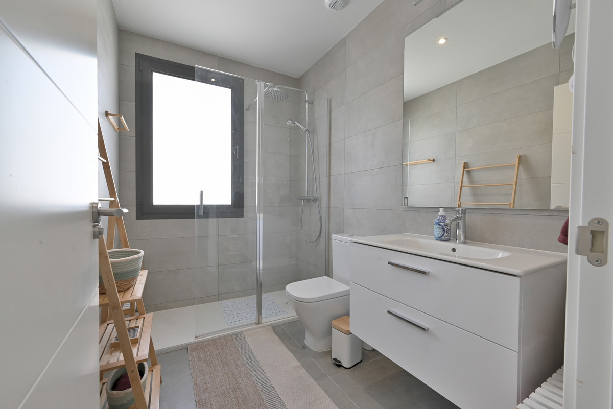 Huis te koop in Riviera del Sol | 4 slaapkamers H5359168