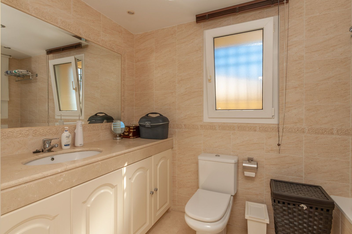 Huis te koop in Riviera del Sol | 4 slaapkamers H5367019