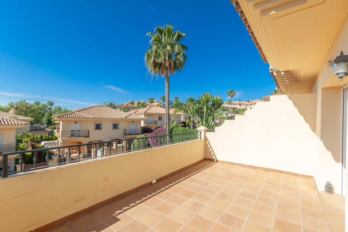 Huis te koop in Riviera del Sol | 4 slaapkamers H5367019