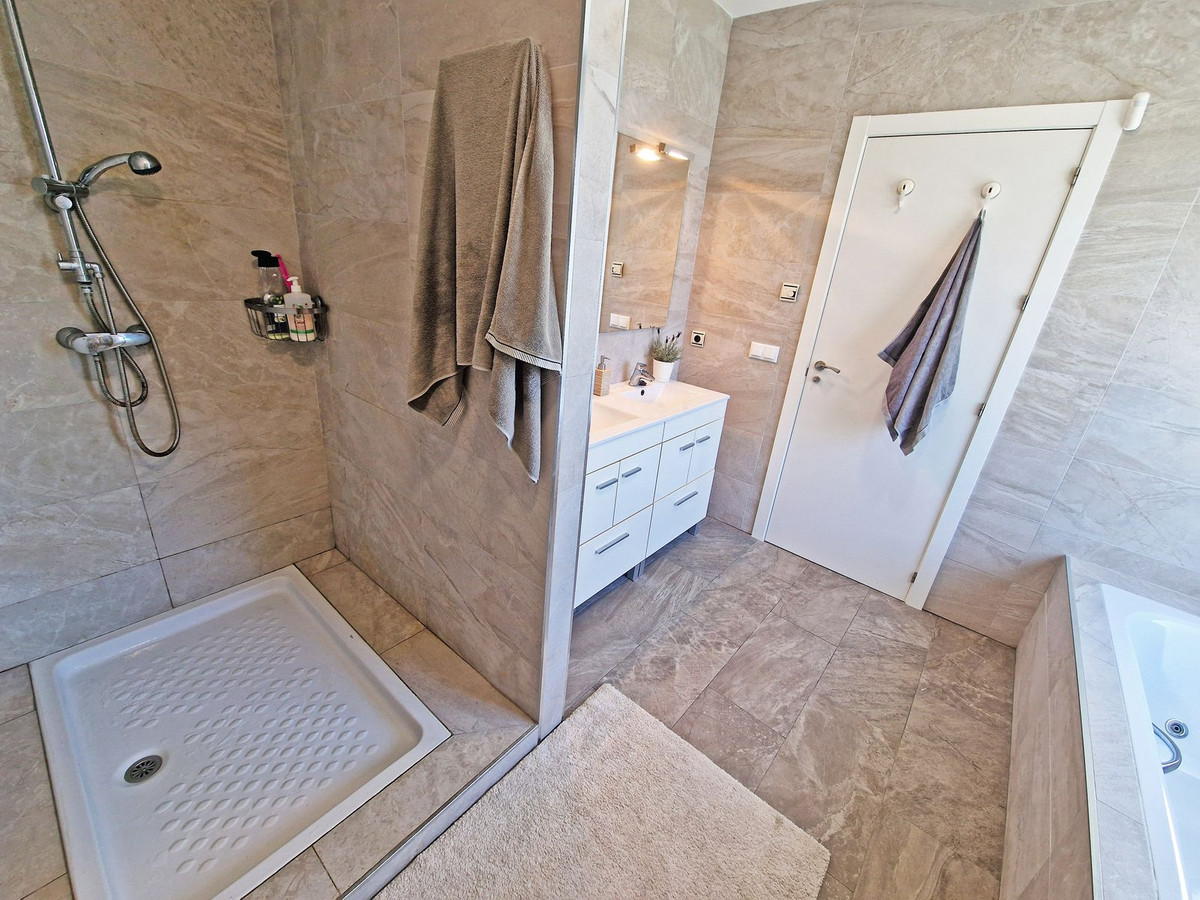 Property main view 32