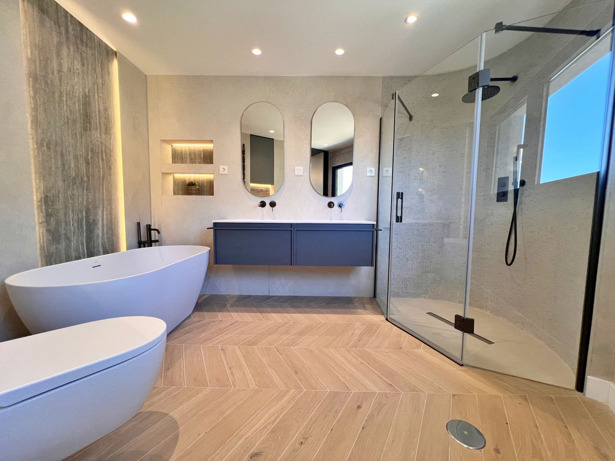 Huis te koop in Riviera del Sol | 5 slaapkamers H5371657
