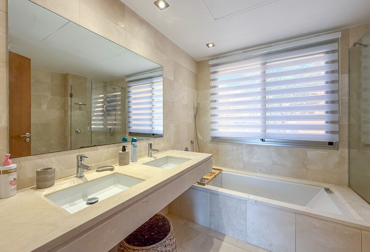 Property main view 12