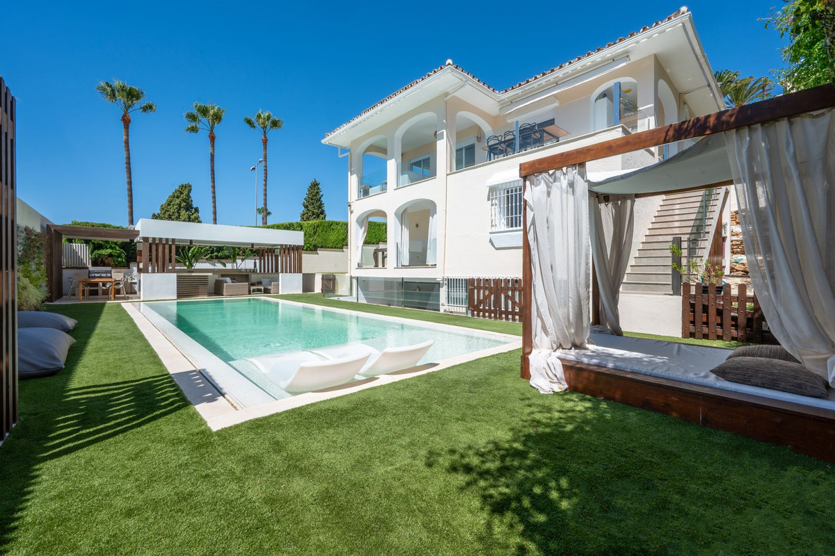 Huis te koop in Riviera del Sol | 5 slaapkamers H5402062