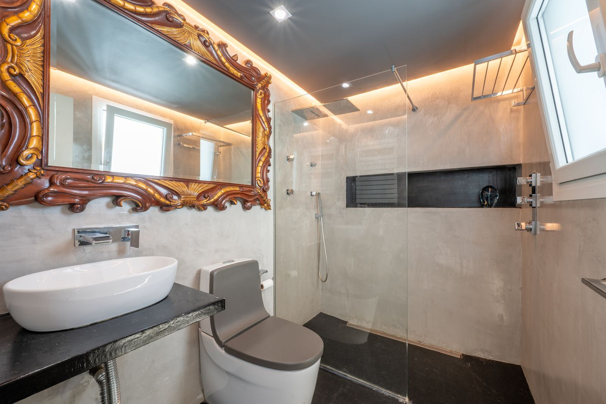 Huis te koop in Riviera del Sol | 5 slaapkamers H5402062