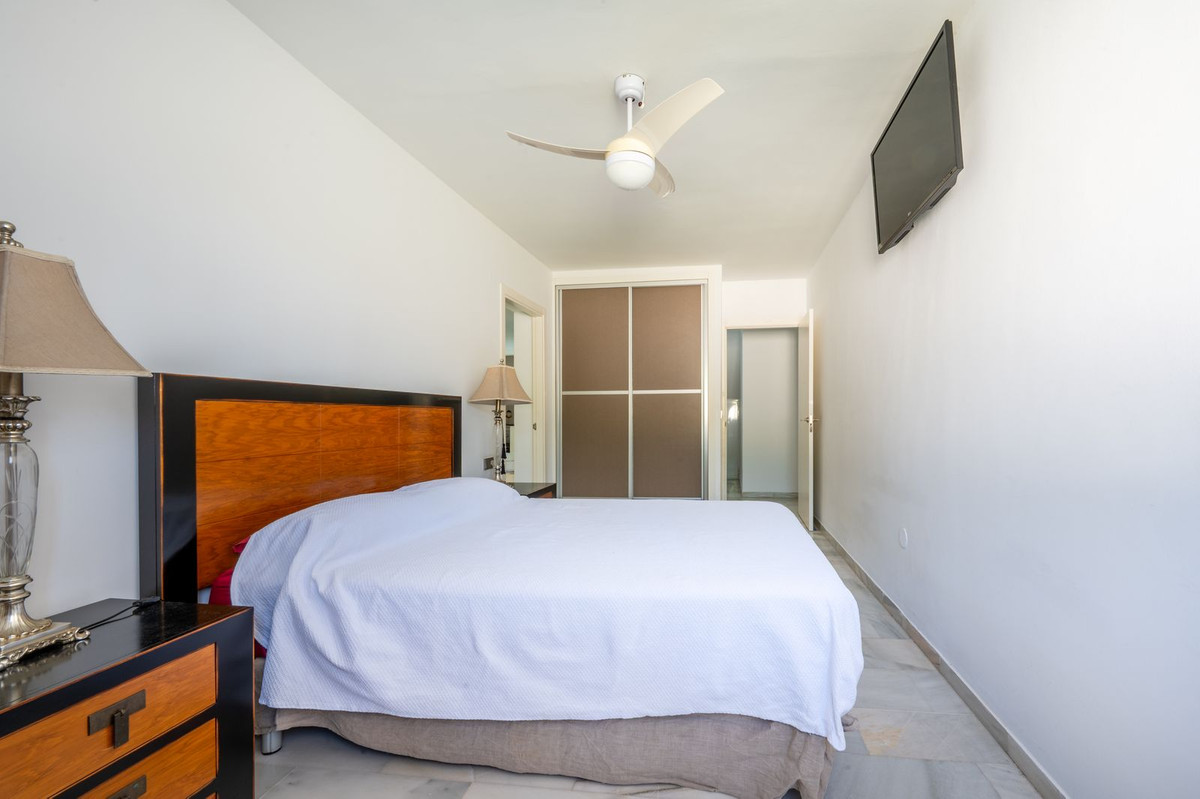Huis te koop in Riviera del Sol | 5 slaapkamers H5402062