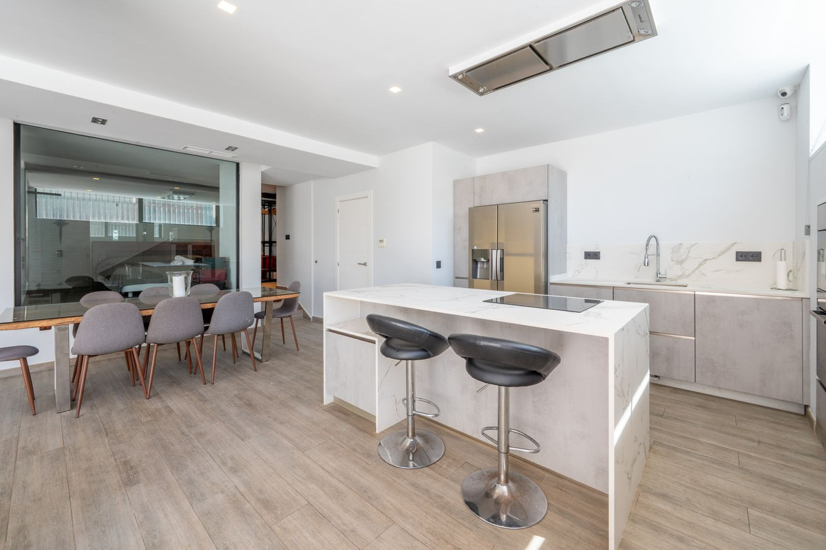 Huis te koop in Riviera del Sol | 5 slaapkamers H5402062