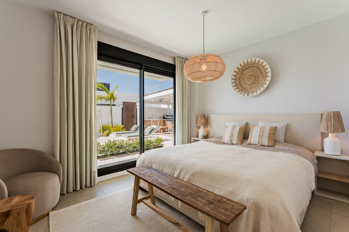 Property main view 60