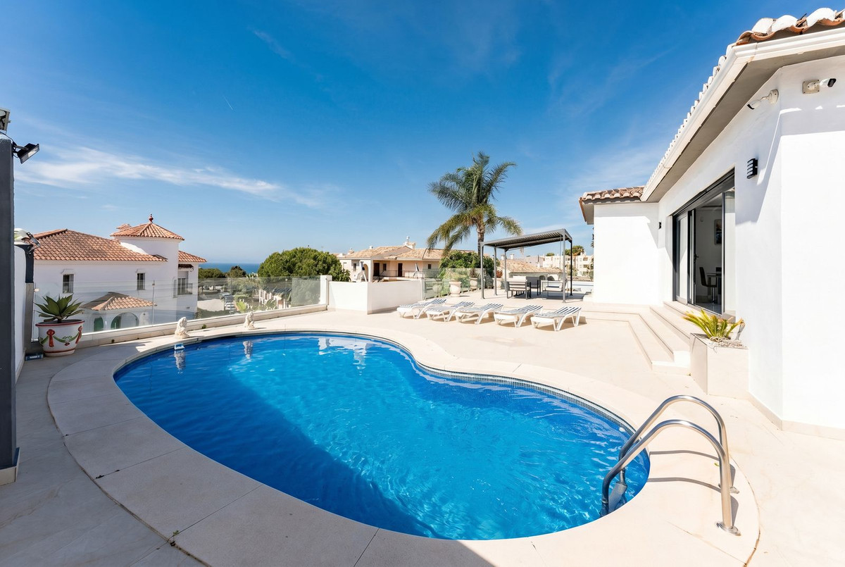 Huis te koop in Riviera del Sol | 4 slaapkamers H5419993
