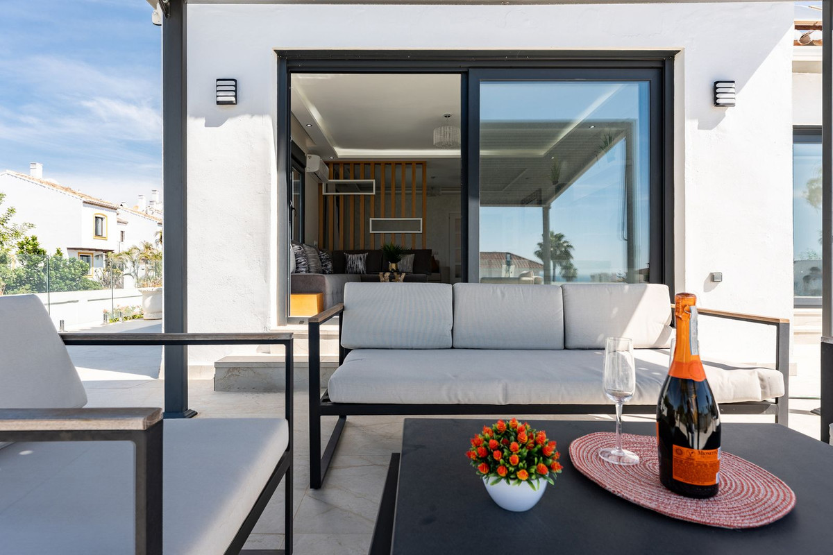Huis te koop in Riviera del Sol | 4 slaapkamers H5419993