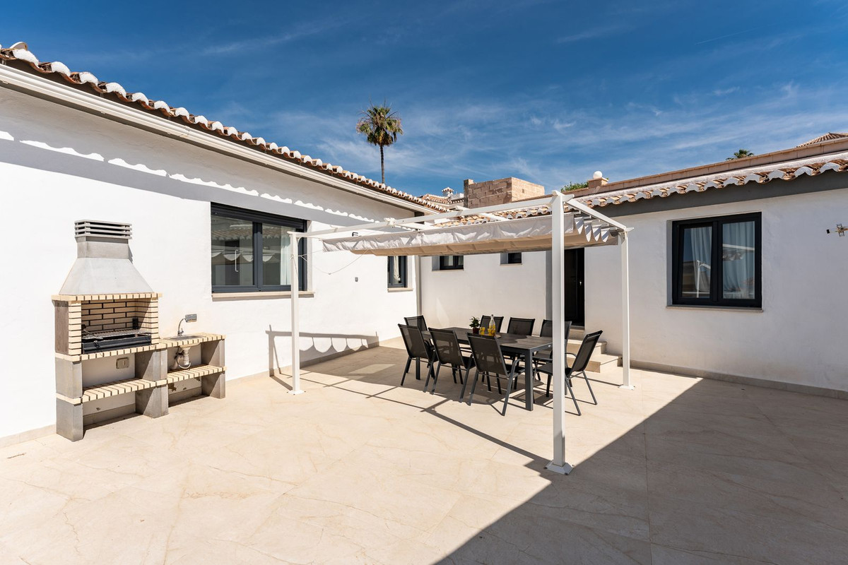 Huis te koop in Riviera del Sol | 4 slaapkamers H5419993