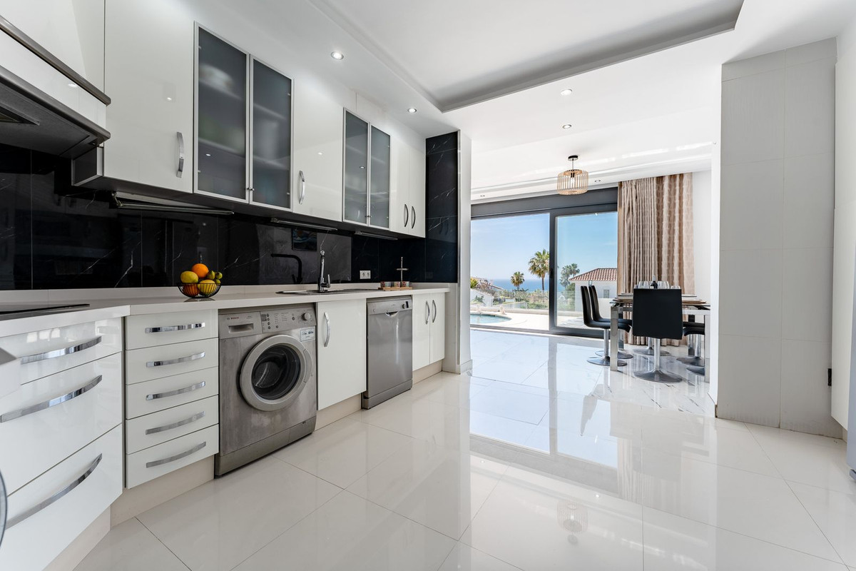 Huis te koop in Riviera del Sol | 4 slaapkamers H5419993