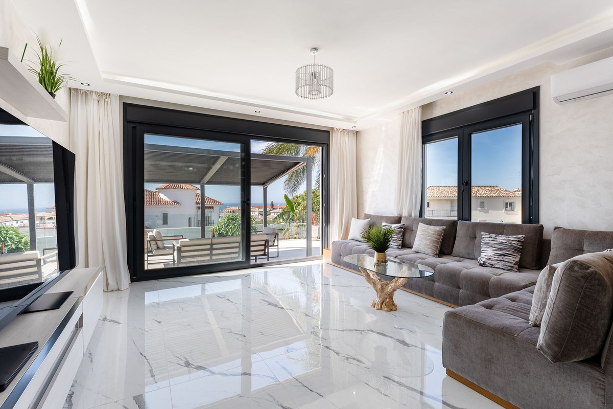 Huis te koop in Riviera del Sol | 4 slaapkamers H5419993