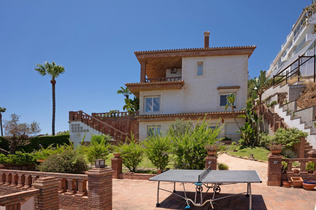 Huis te koop in Riviera del Sol | 6 slaapkamers H5432296