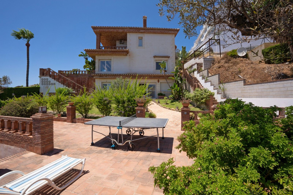 Huis te koop in Riviera del Sol | 6 slaapkamers H5432296