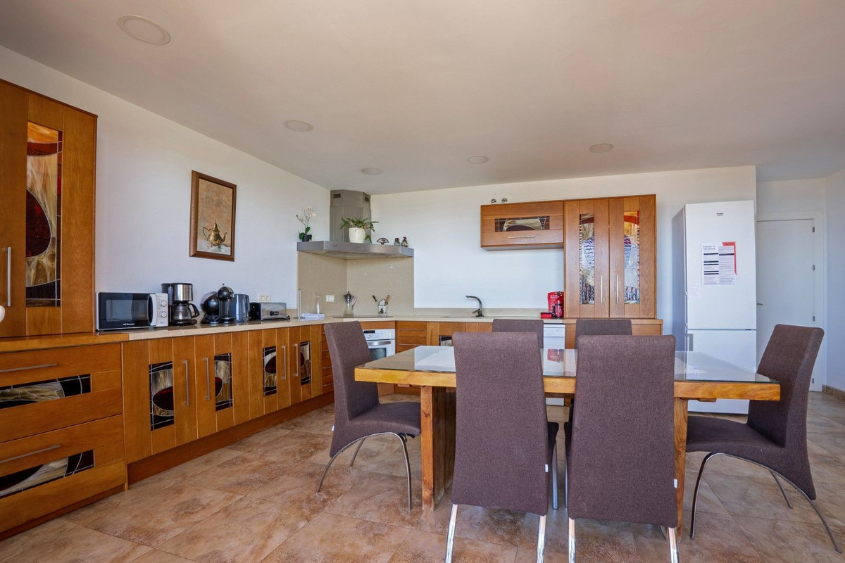 Huis te koop in Riviera del Sol | 6 slaapkamers H5432296