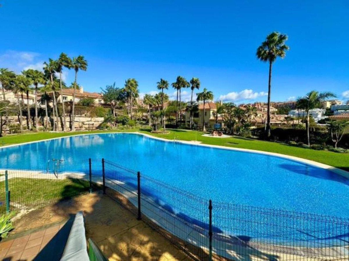 Huis te koop in Riviera del Sol | 4 slaapkamers H5439700