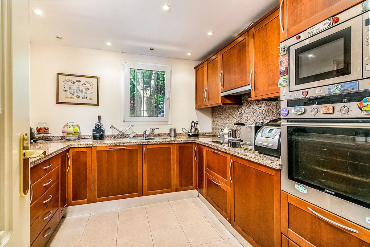 Huis te koop in Riviera del Sol | 4 slaapkamers H5439700