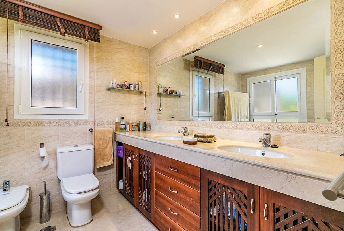 Huis te koop in Riviera del Sol | 4 slaapkamers H5439700