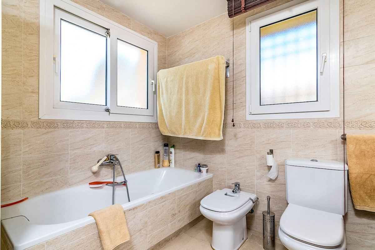 Huis te koop in Riviera del Sol | 4 slaapkamers H5439700