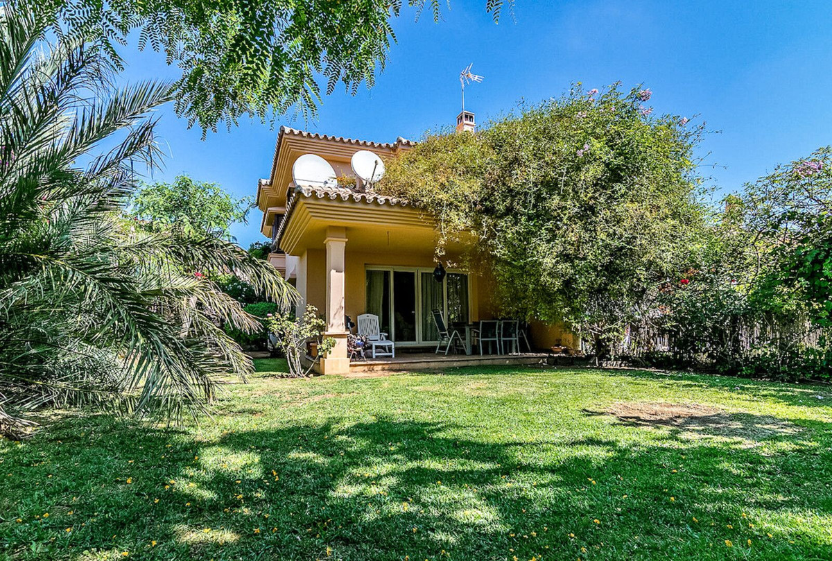 Huis te koop in Riviera del Sol | 4 slaapkamers H5439700