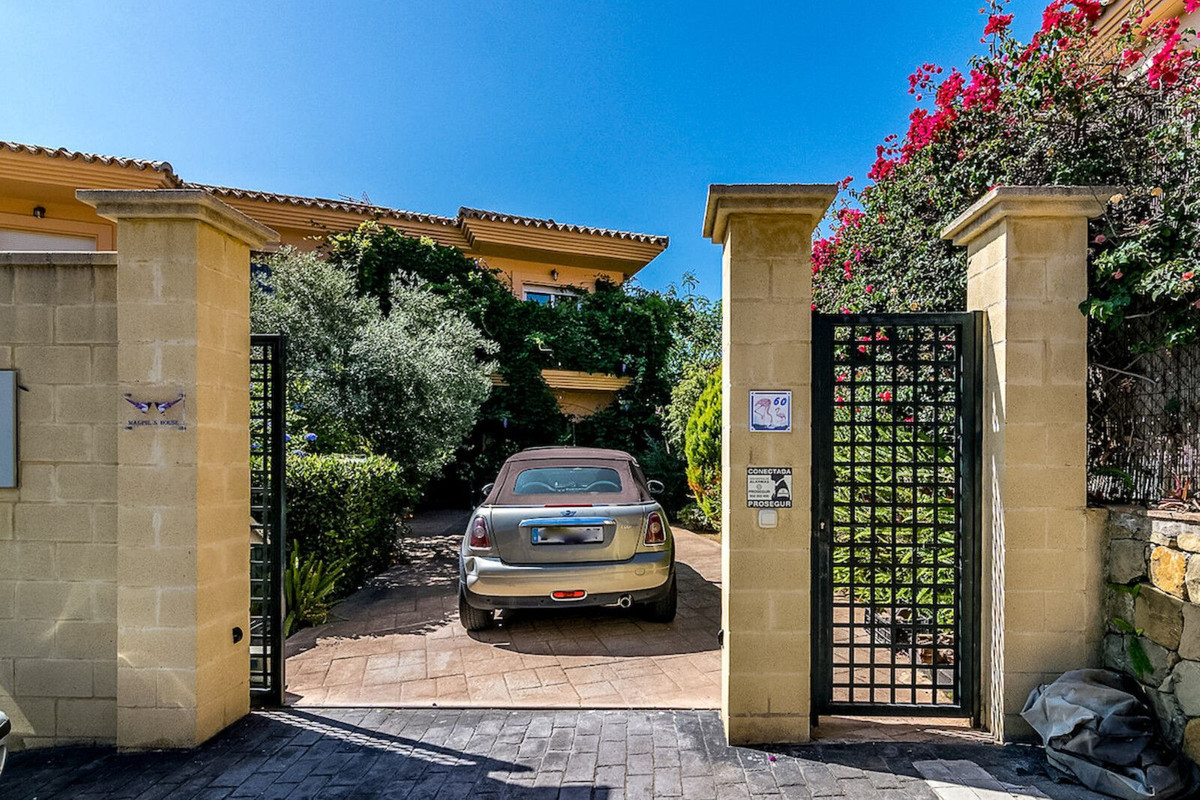 Huis te koop in Riviera del Sol | 4 slaapkamers H5439700
