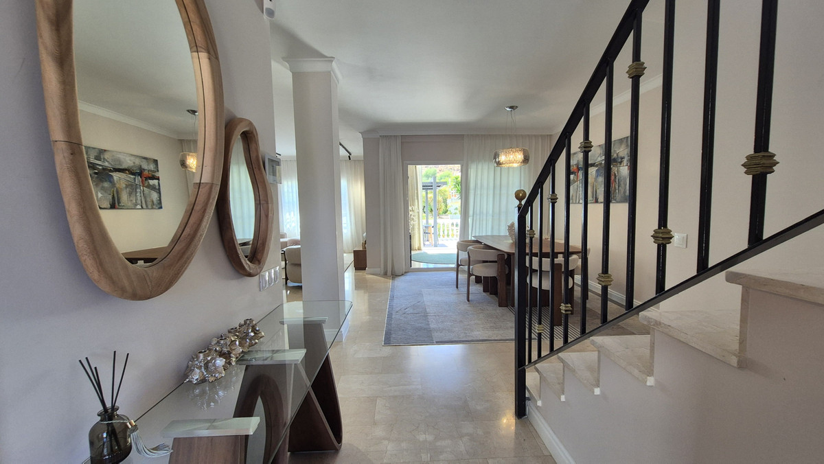 Property main view 42
