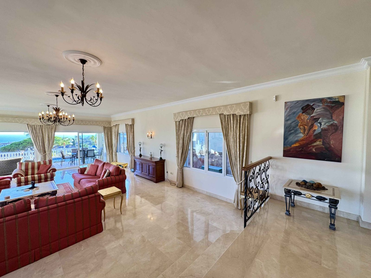 Huis te koop in Riviera del Sol | 6 slaapkamers H5500480