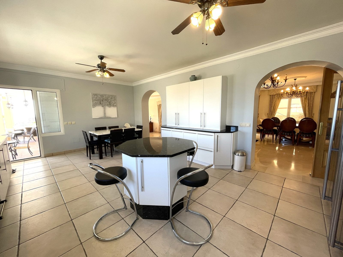 Huis te koop in Riviera del Sol | 6 slaapkamers H5500480