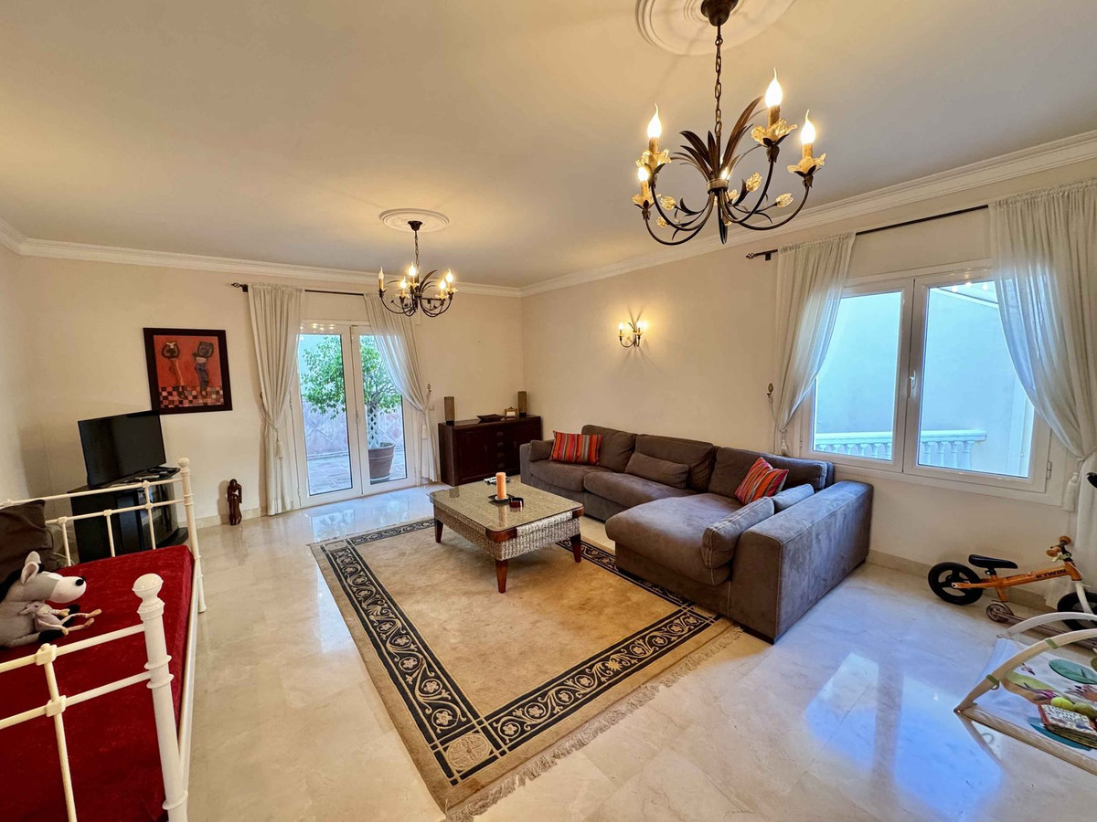 Huis te koop in Riviera del Sol | 6 slaapkamers H5500480