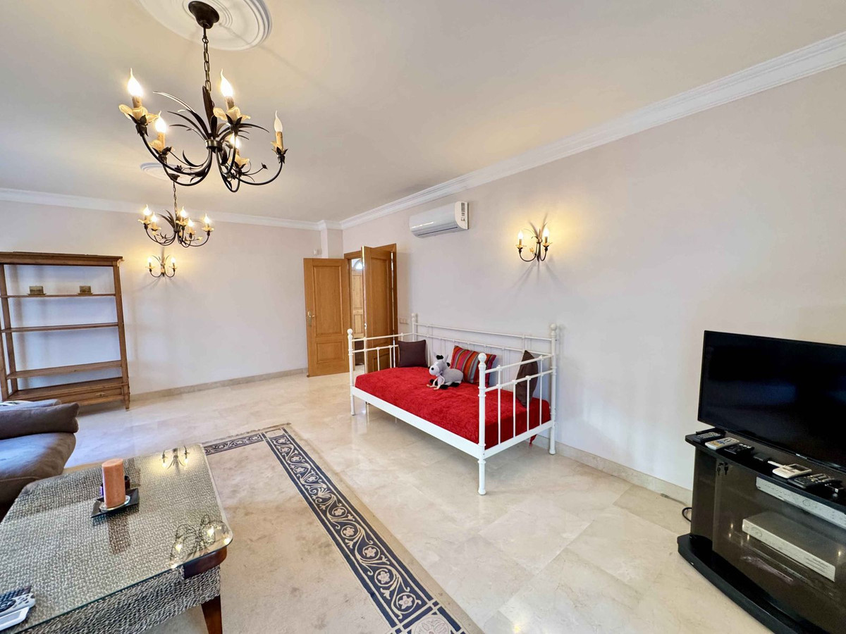 Huis te koop in Riviera del Sol | 6 slaapkamers H5500480