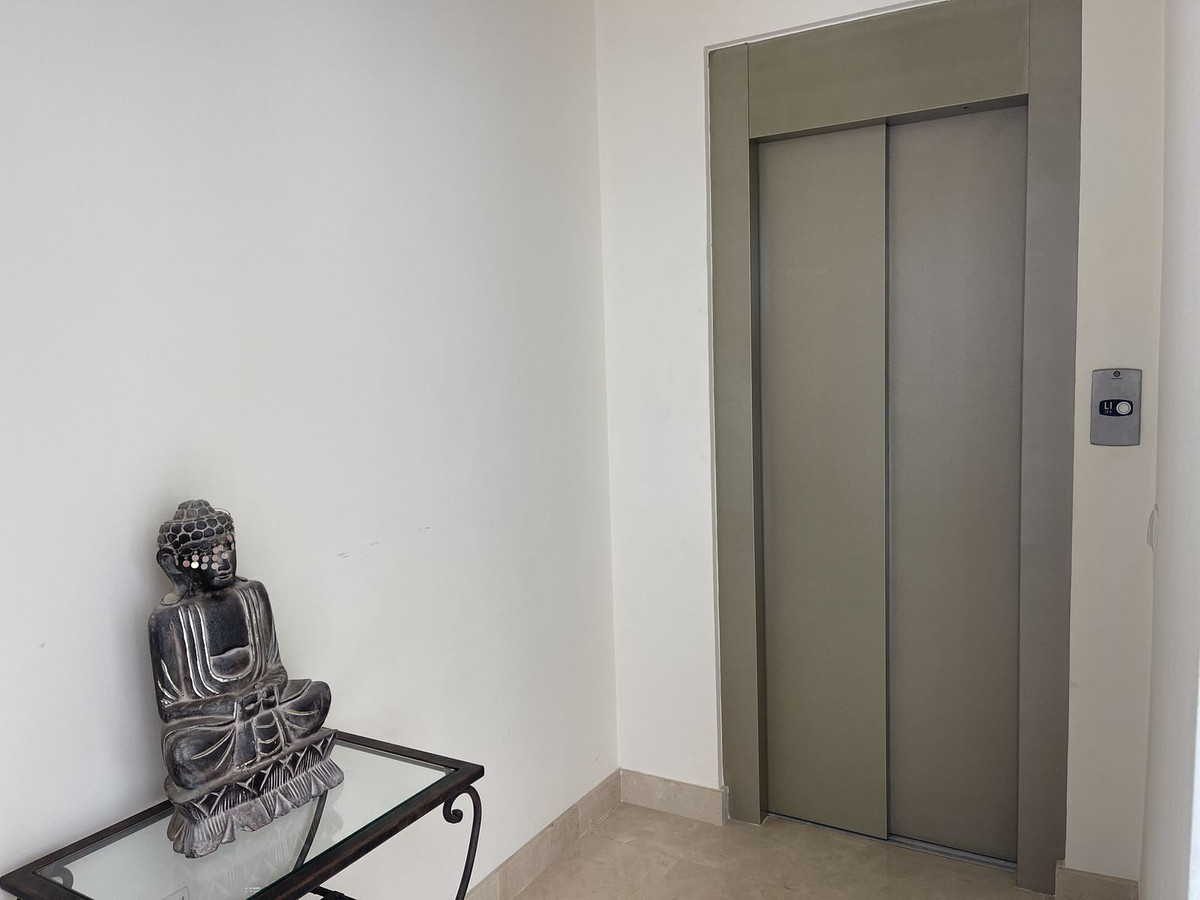 Huis te koop in Riviera del Sol | 6 slaapkamers H5500480
