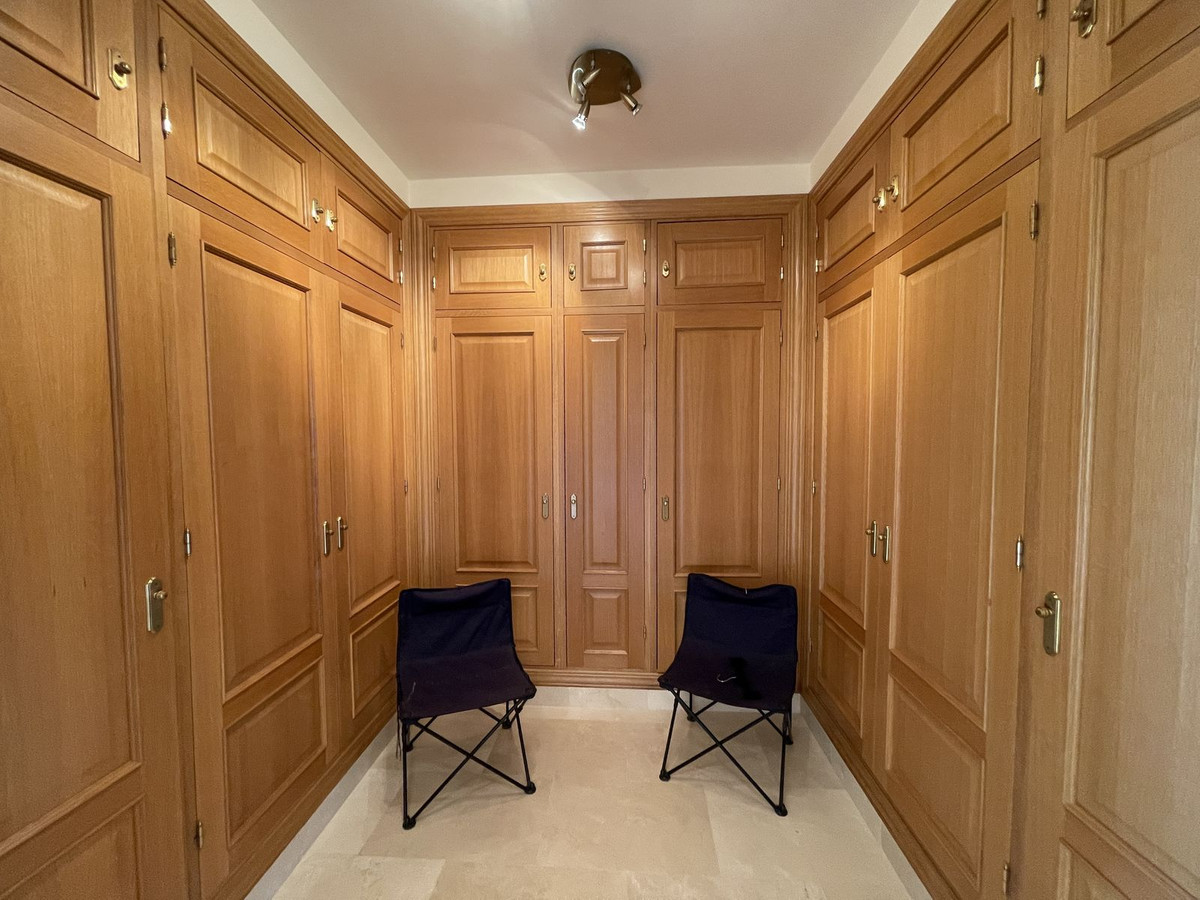 Huis te koop in Riviera del Sol | 6 slaapkamers H5500480