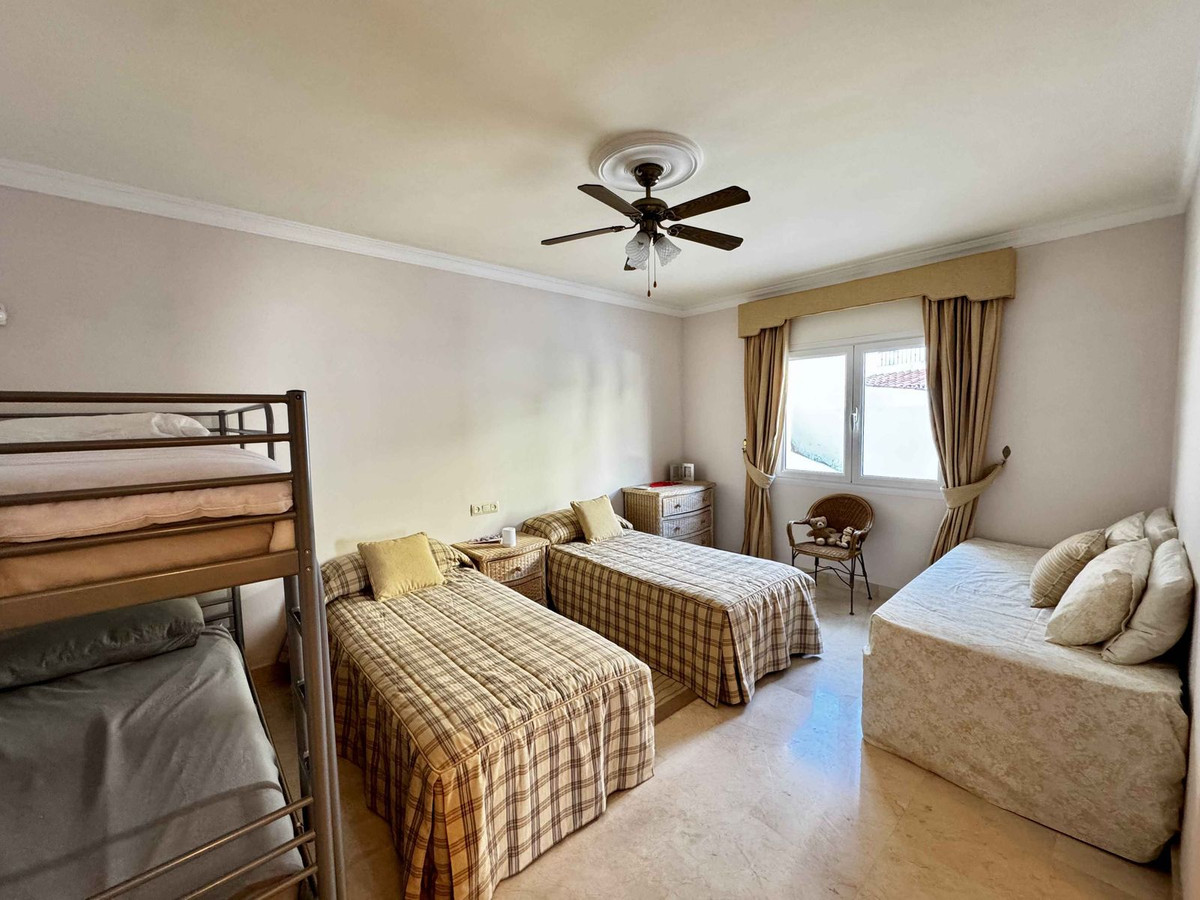 Huis te koop in Riviera del Sol | 6 slaapkamers H5500480