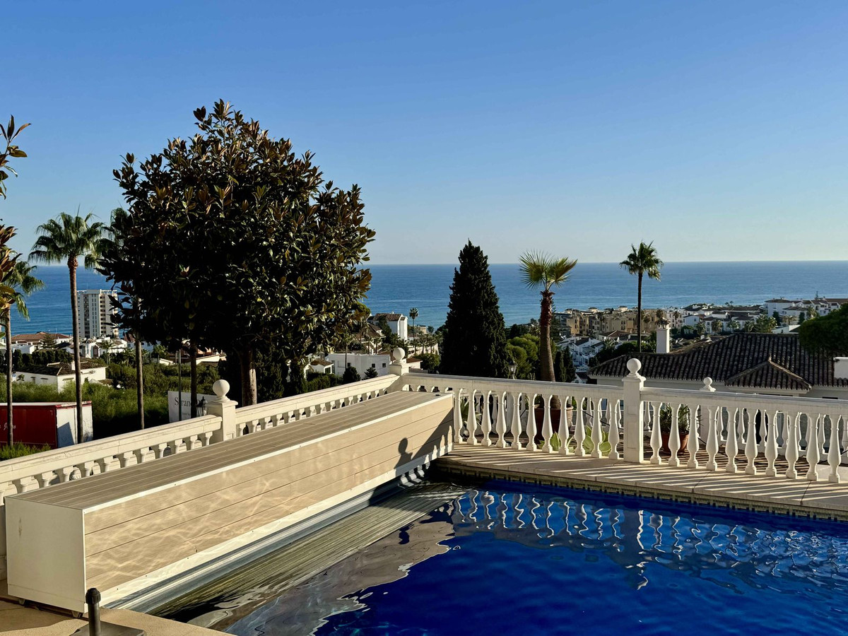 Huis te koop in Riviera del Sol | 6 slaapkamers H5500480