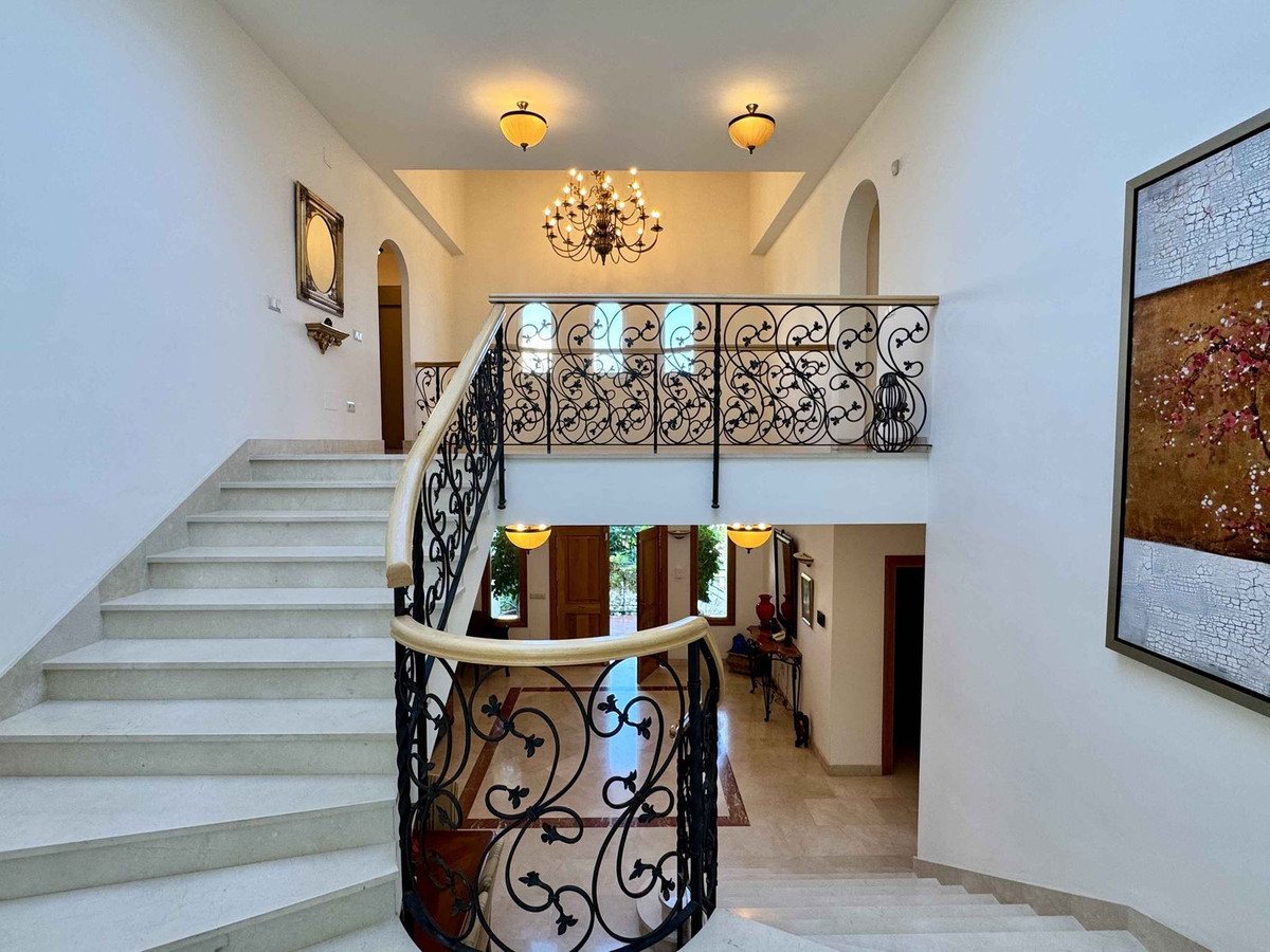 Huis te koop in Riviera del Sol | 6 slaapkamers H5500480