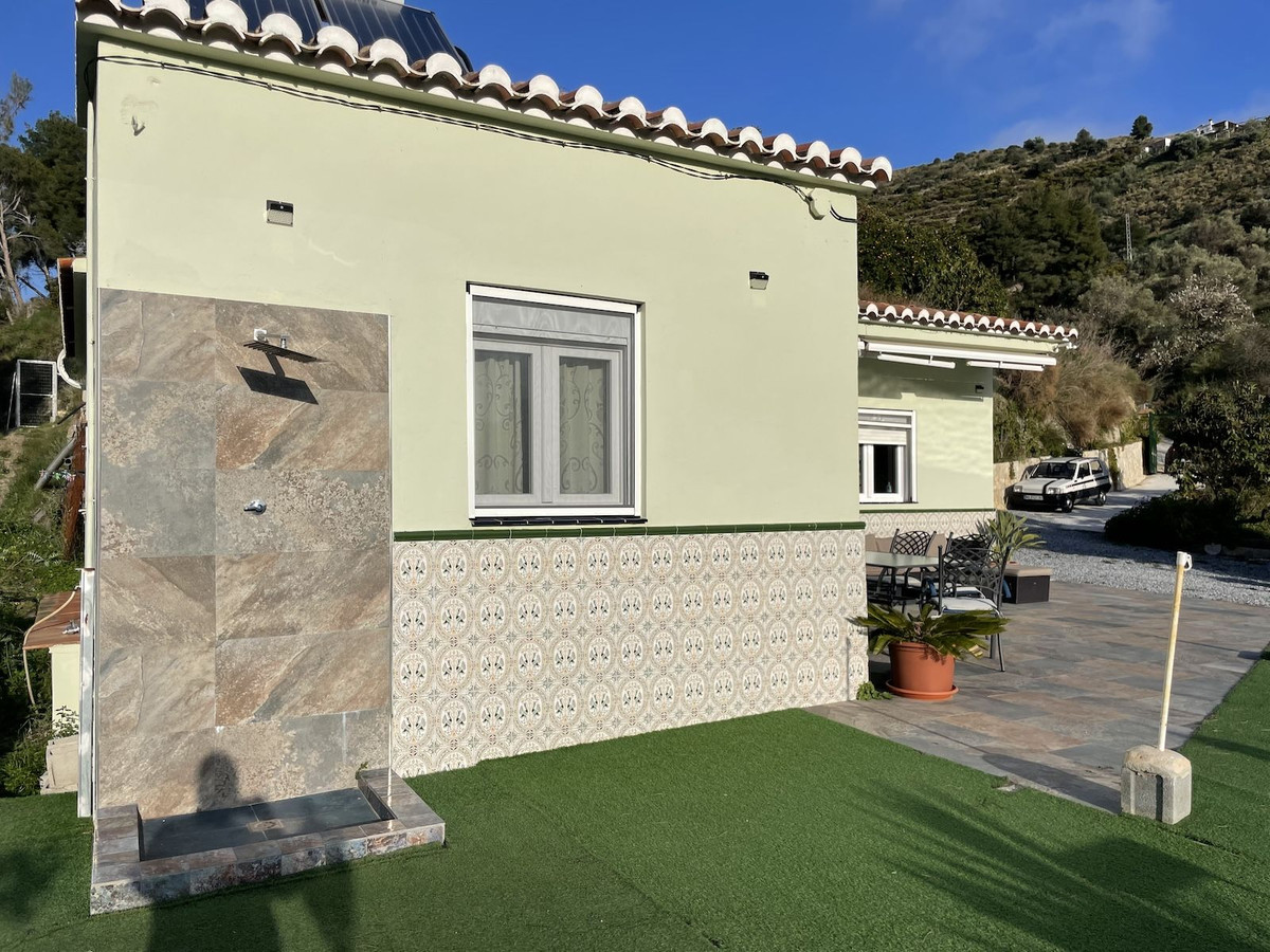 Vrijstaande Villa in Río de la Miel-25