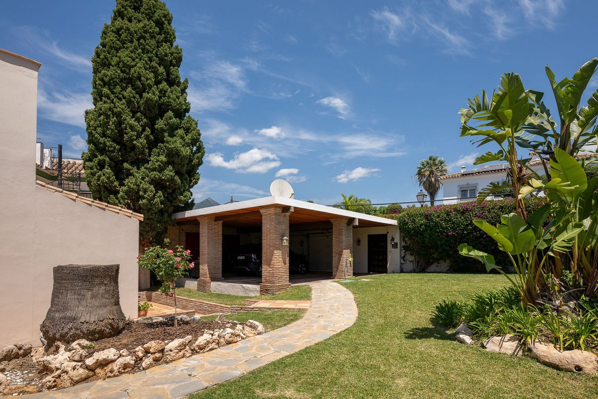Vrijstaande Villa in Río Real-21